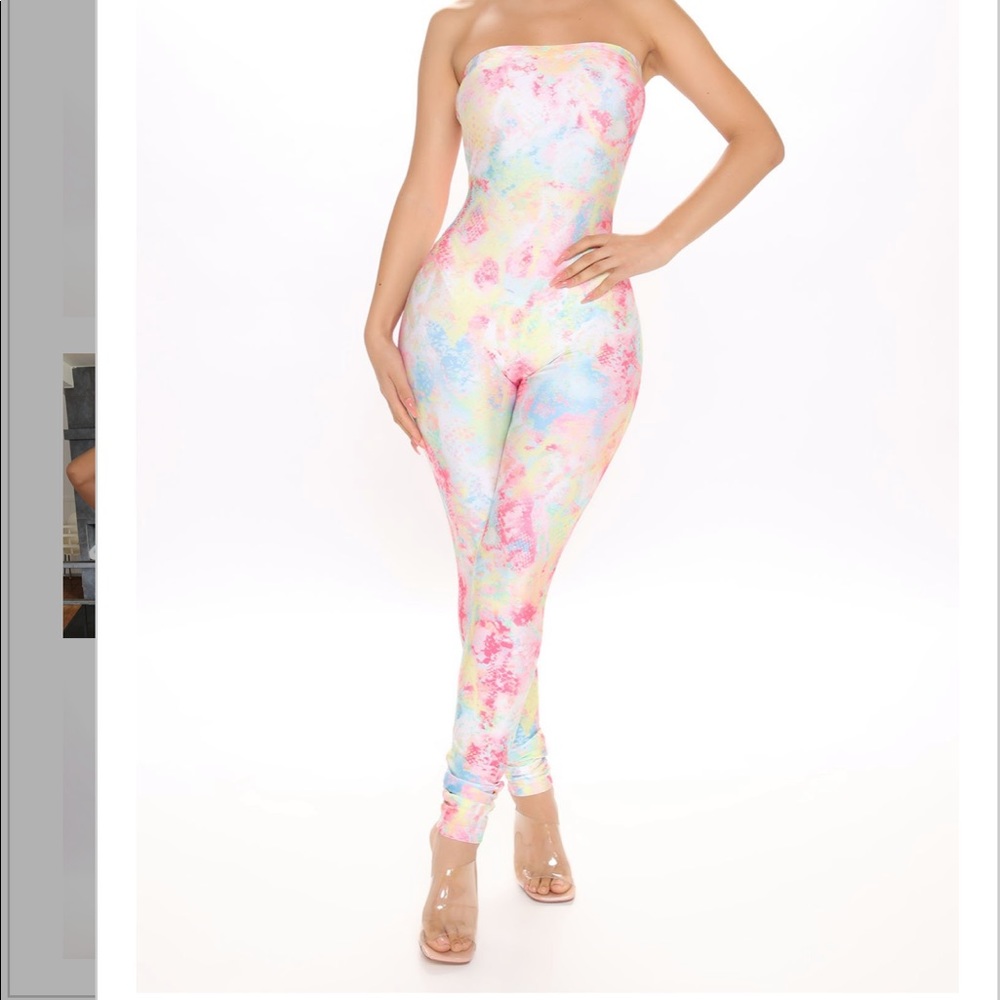 FASHION NOVA COLORFUL JUMPSUIT